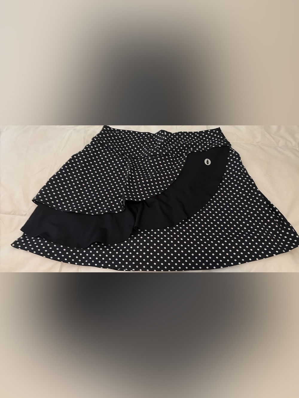 Dona Jo Black Polka Dot Ruffle tennis/golf/pickleball Mini Skirt size 2-L
